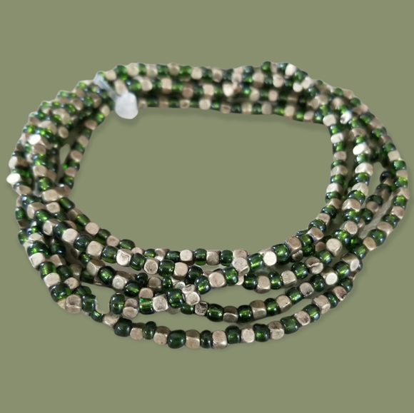 Hand Crafted Boho Six Piece Glass and Metal Bead Stackable Bracelet Set - Picture 7 of 7